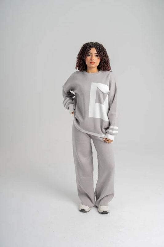 سوت تريكو بلونين بتفاصيل راقية وخامة عالي الجودة - Gray