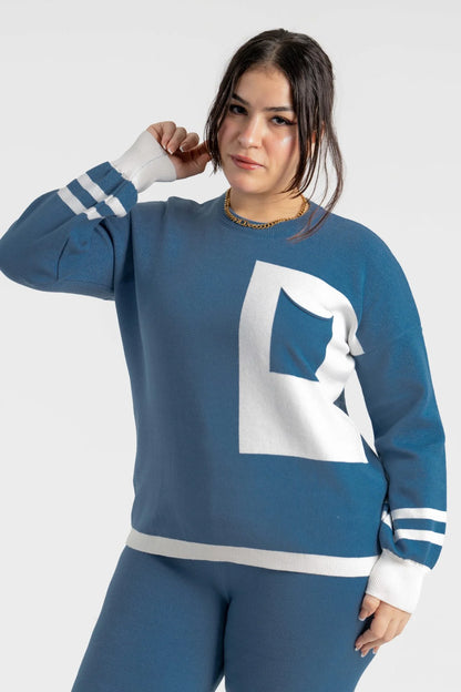 سوت تريكو بلونين بتفاصيل راقية وخامة عالي الجودة - Beige